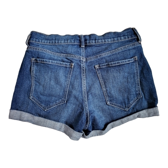 Old Navy Boyfriend Blue Jean Shorts. Size 4 - Picture 5 of 9